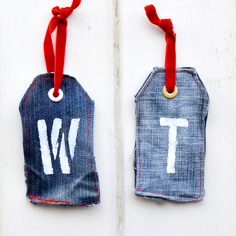 How To Make An Upcycled Denim Gift Tag - Pillar Box Blue