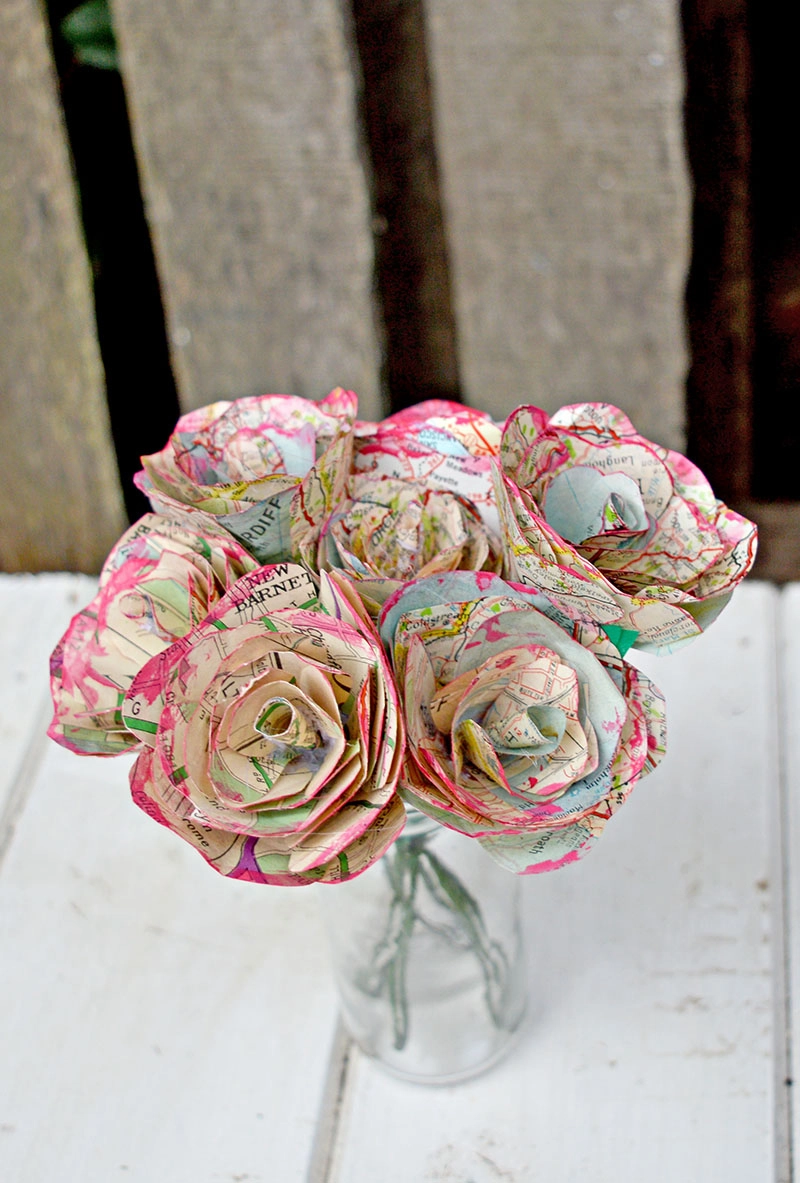 Wrapped Single Stem Paper Flower Rose -   Flower gift ideas, Flower  gift, Flower bouquet diy