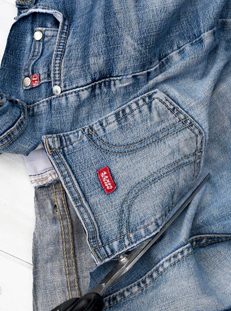 jeans with pockets