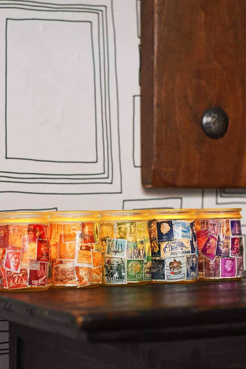 Recycles Oui yogurt jars  Diy jar crafts, Crafts with glass jars