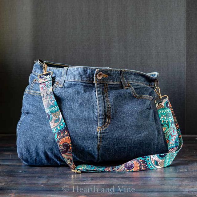 Unique Denim Sewing Projects - Fun Ways To Upcycle Your Old Jeans ...