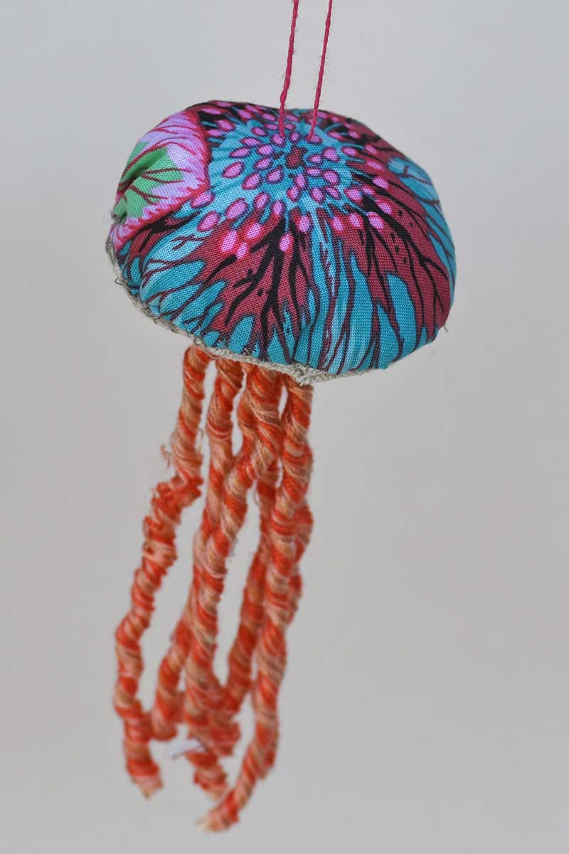 diy fabric jellyfish hanging