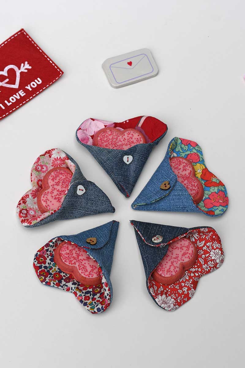 5 fabric treat heart pockets valentine sewing project